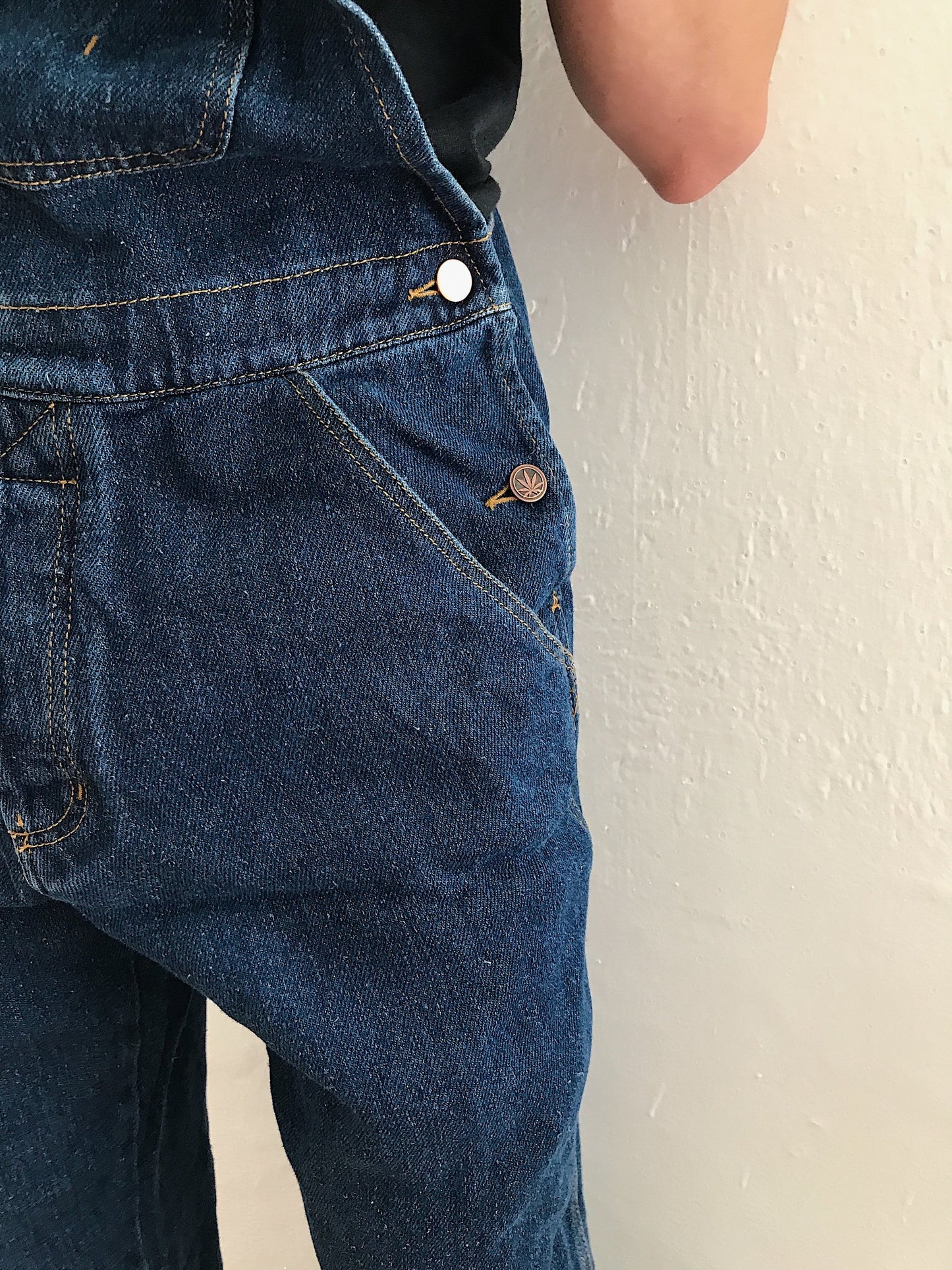Latzhose dunkel unisex
